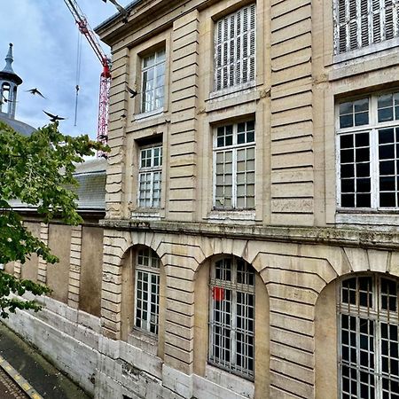 Gerard, Appartement Central Avec Parking Prive Rouen Eksteriør billede